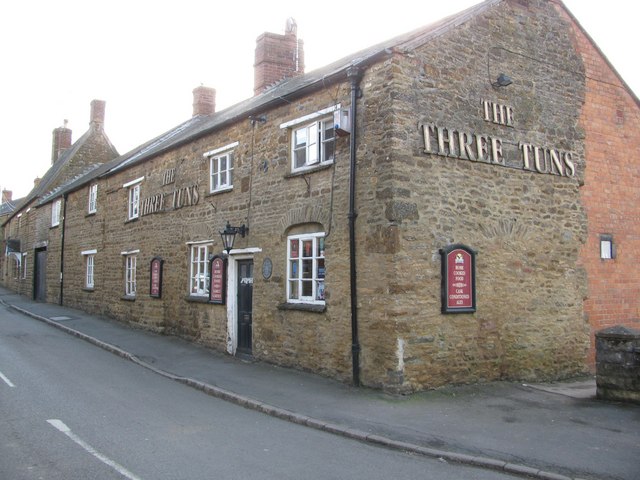 Three Tuns, Kings Sutton