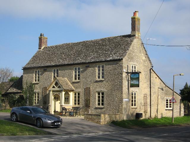 Swan Inn, Long Hanborough