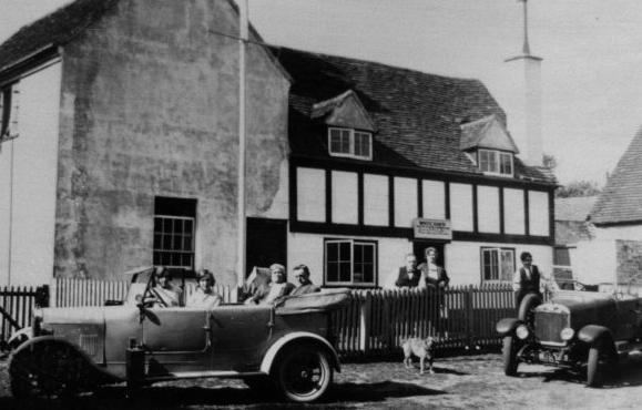 White Hart, Northend