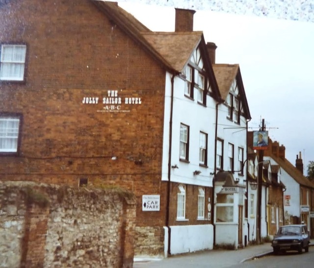 Duke Of Wellington, Thame