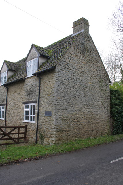 Three Horseshoes, Thrupp