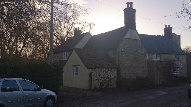 Nags Head, Warborough