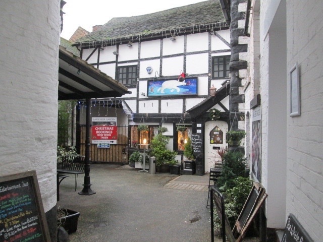White Bear, Whitchurch