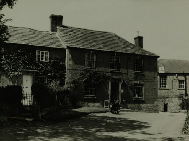 Half Moon, Castle Cary