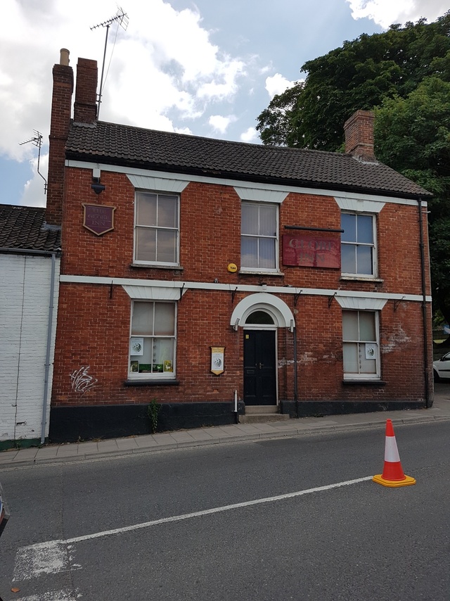 The Globe, Glastonbury