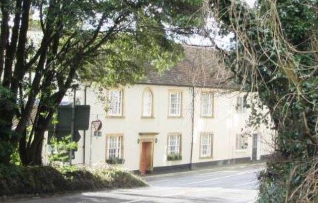 White Horse, Ilminster