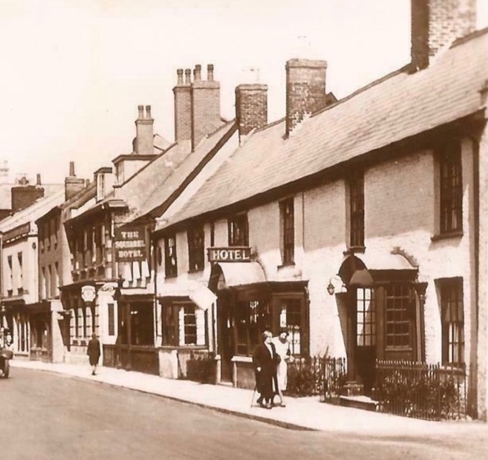 Squirrel Hotel, Wellington