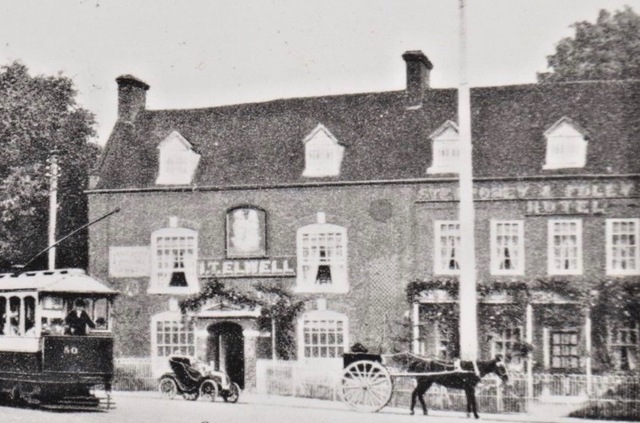 Stewponey & Foley Arms, Stourton