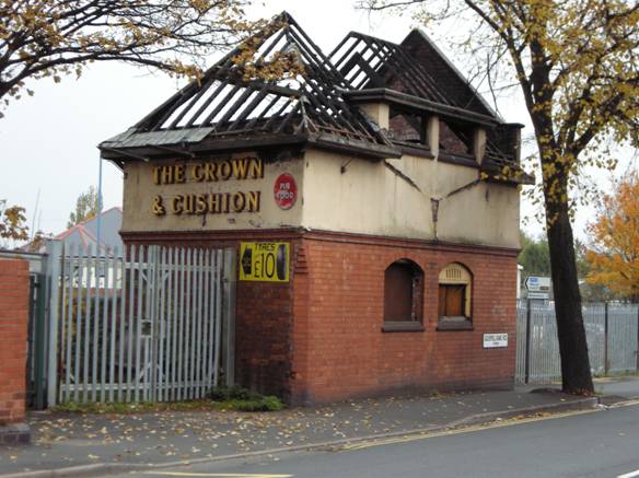 Crown & Cushion, Tipton