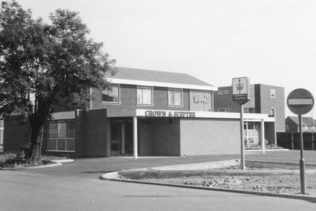 Crown & Sceptre, Willenhall