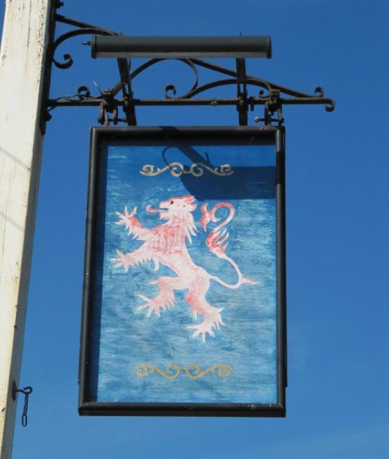 Red Lion, Chelmondiston