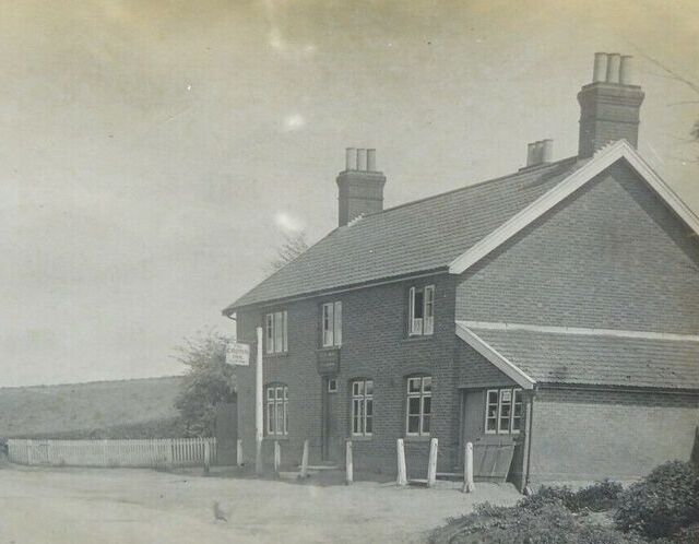 The Crown, Clopton