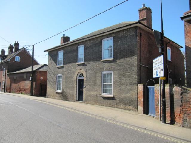 Black Swan, Hadleigh