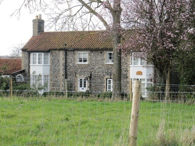 The Crown, Icklingham