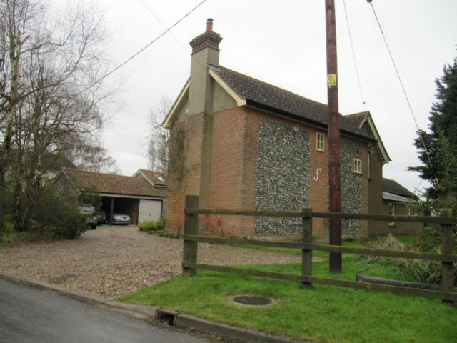 The Harrow, Lawshall