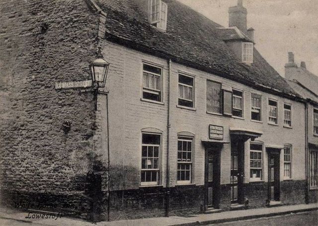 White Horse, Lowestoft