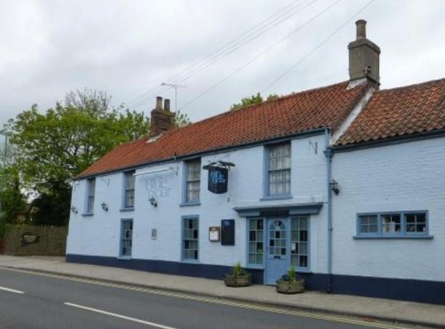 Blue Boar, Oulton