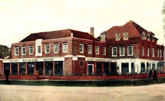The Rose, Carshalton