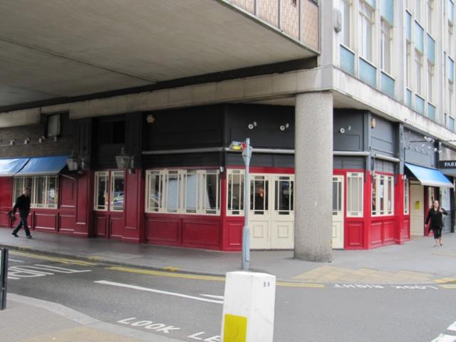 Rat & Parrot, Croydon