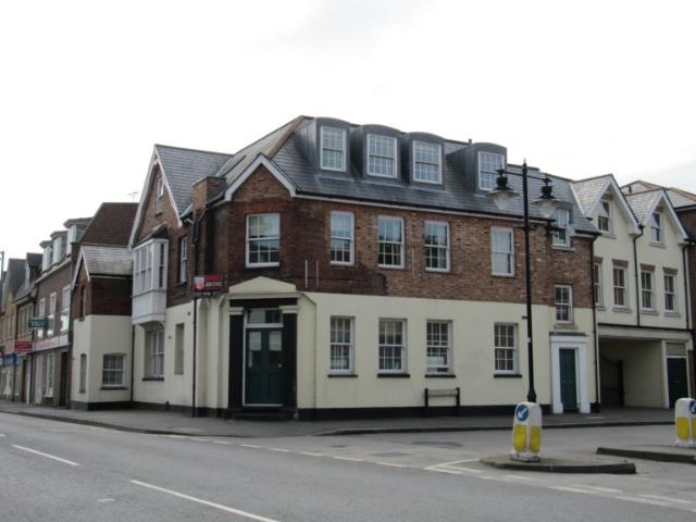New Inn, East Molesey