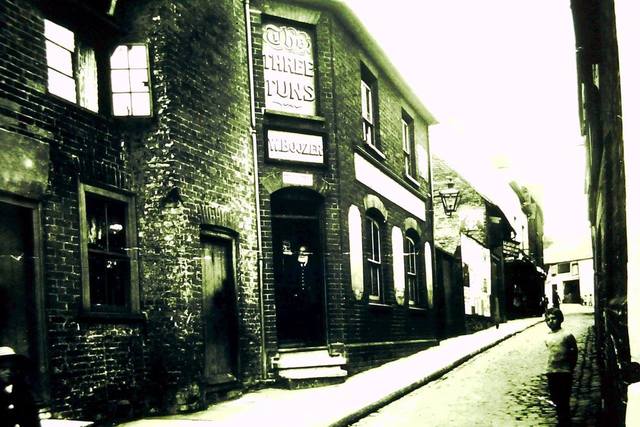 Three Tuns, Guildford