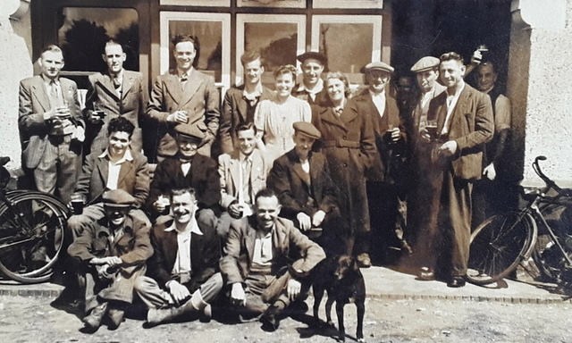 Jolly Waggoners, Hersham