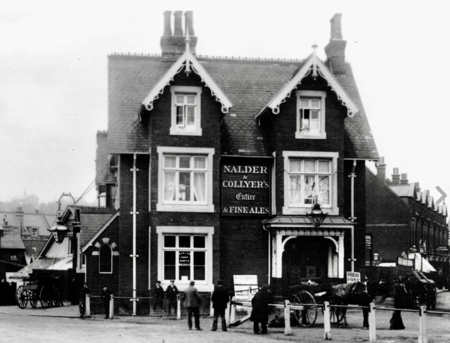 Railway Hotel, Purley