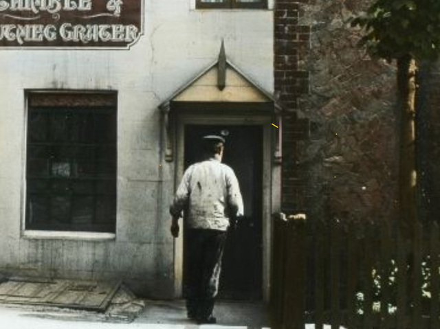 Thimble & Nutmeg Grater, Redhill