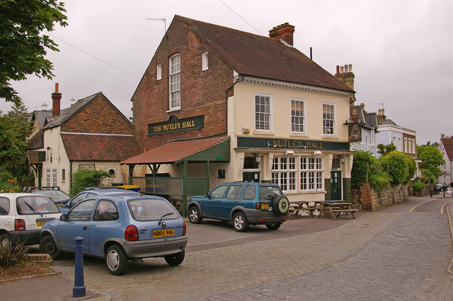 Nutley Hall, Reigate