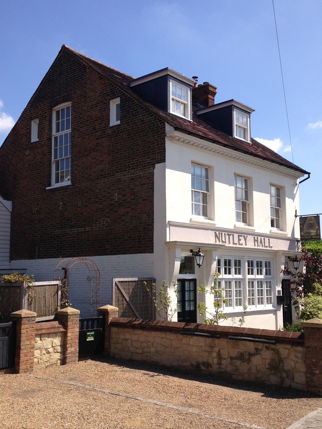 Nutley Hall, Reigate