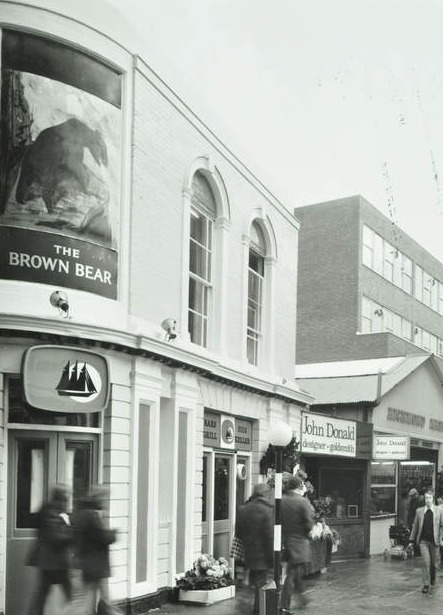 Brown Bear, Richmond
