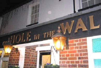 Hole In The Wall, Richmond