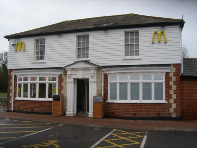 Prince Albert, Salfords