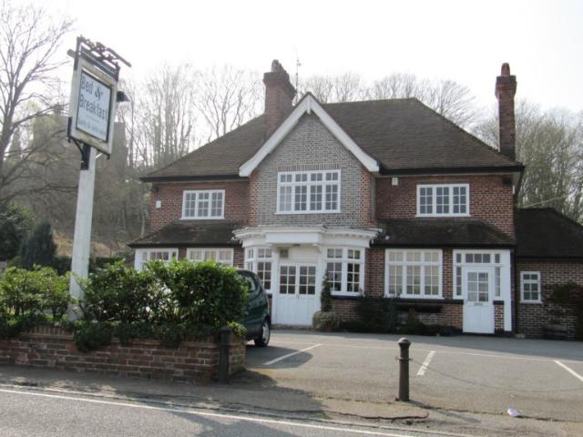 Royal Standard, Virginia Water