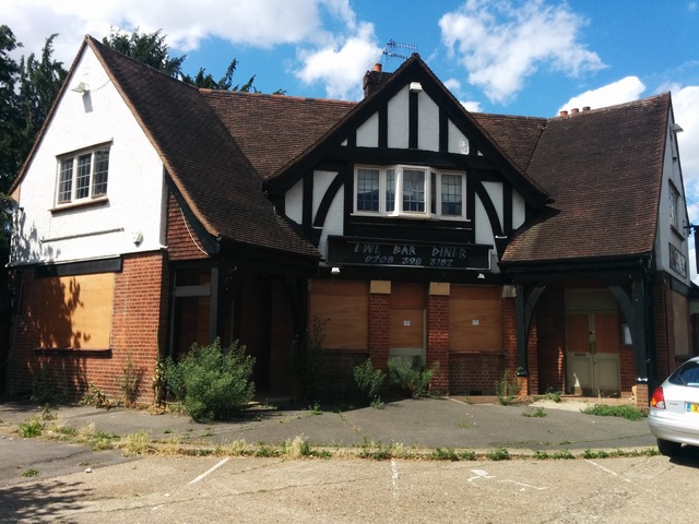 The Ewe, Weston Green