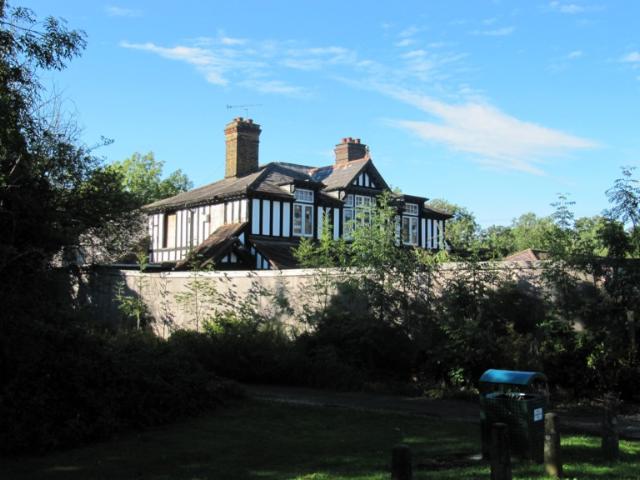 Ye Olde Harrow, Weston Green