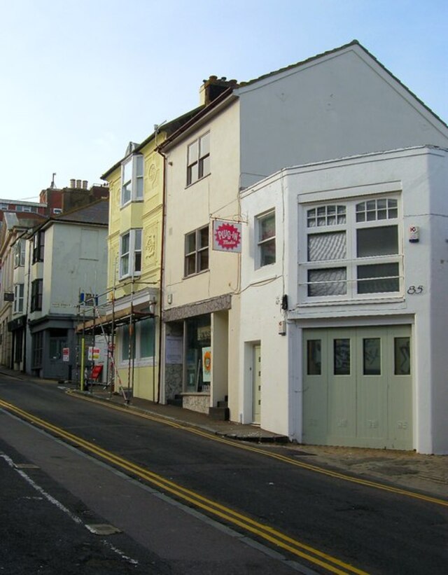 Sea Serpent, Brighton
