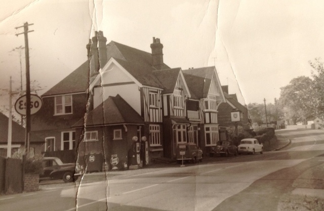 De Etchingham Arms, Etchingham