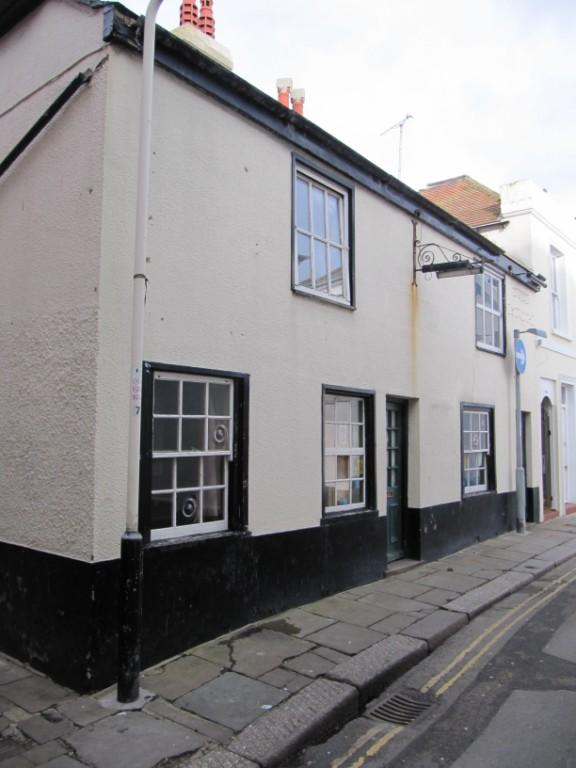 Queen Adelaide, Hastings