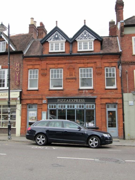 Silver Horseshoe, Midhurst