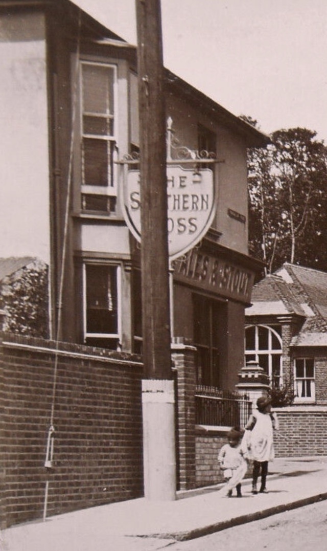 Southern Cross, Portslade