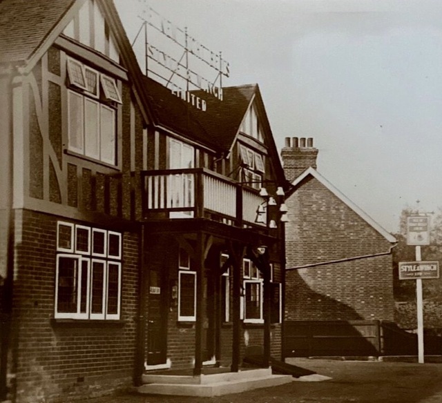 New Eight Bells, Robertsbridge