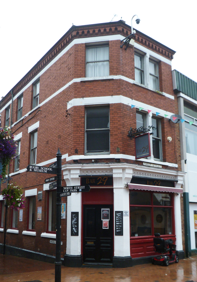 Hen & Chickens, Rugby