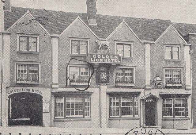 Golden Lion, Stratford Upon Avon
