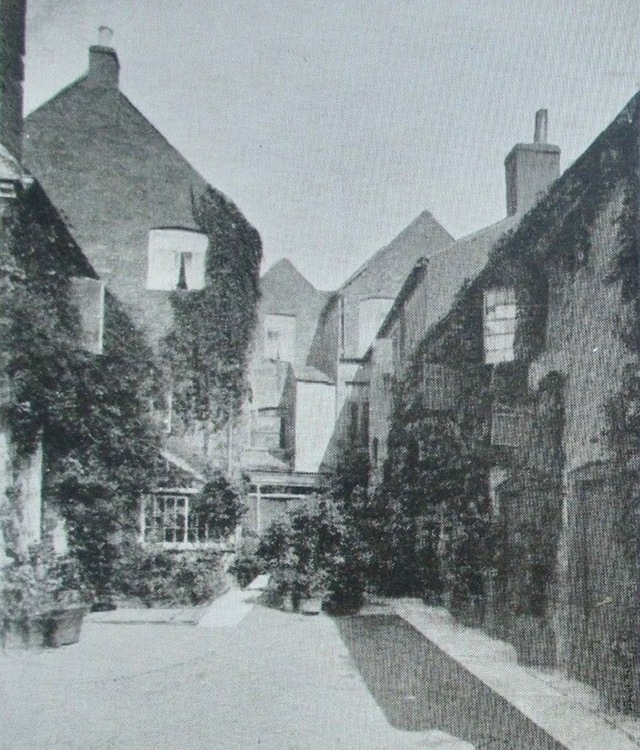 Woolpack Hotel, Warwick