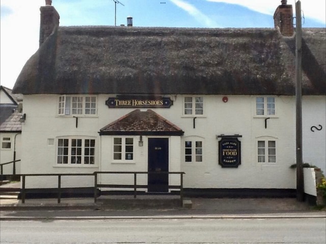 Three Horseshoes,&nbsp; Burbage