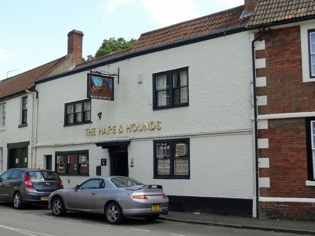Hare & Hounds, Devizes