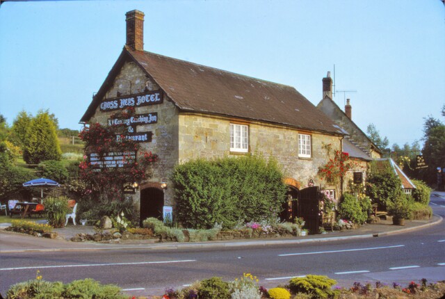 Cross Keys, Fovant