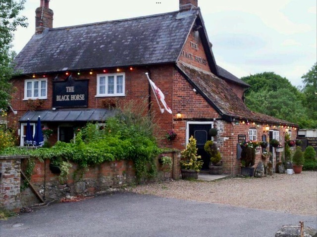 Black Horse, Great Durnford