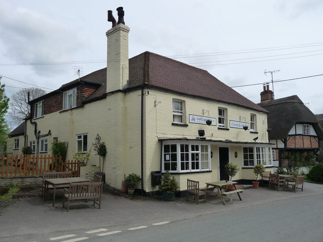 Crown & Anchor, Ham